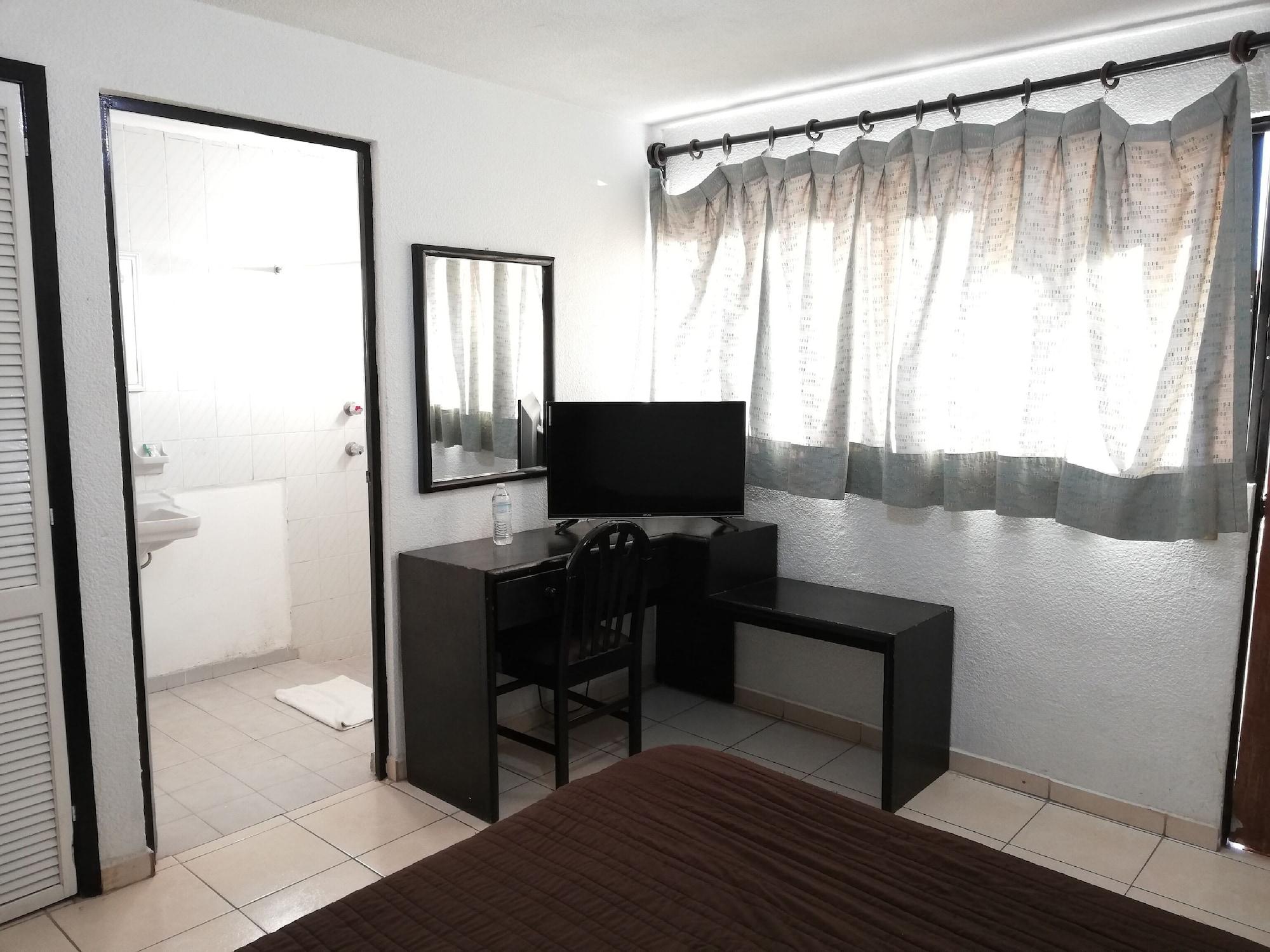 Oyo Hotel Casa Real 마테우알라 외부 사진