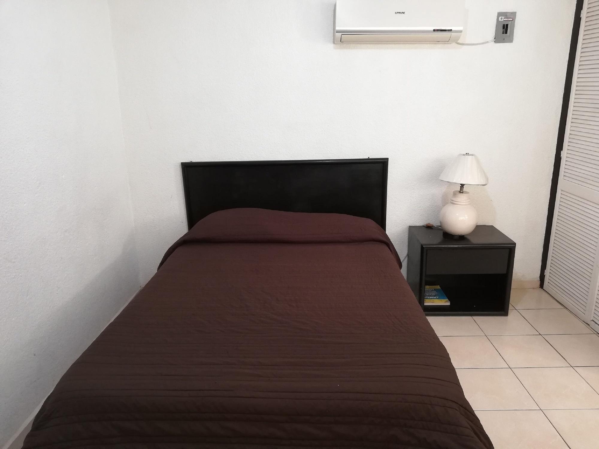 Oyo Hotel Casa Real 마테우알라 외부 사진